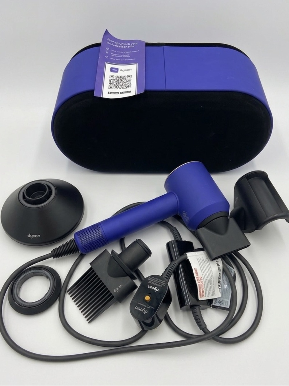 Dyson Supersonic Hair Dryer - Picture 1 of 6